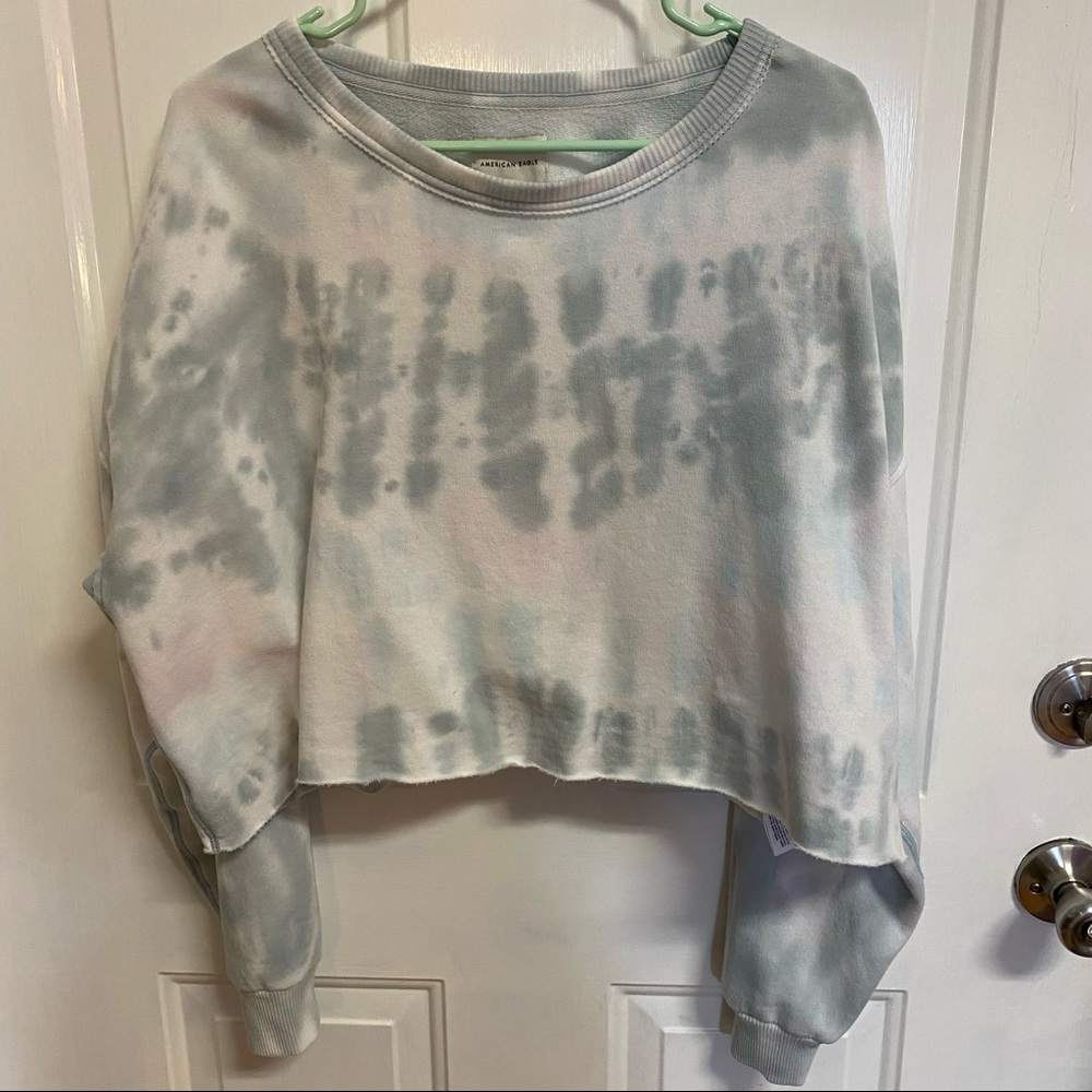American Eagle Cropped Tie-dye Crewneck - size S